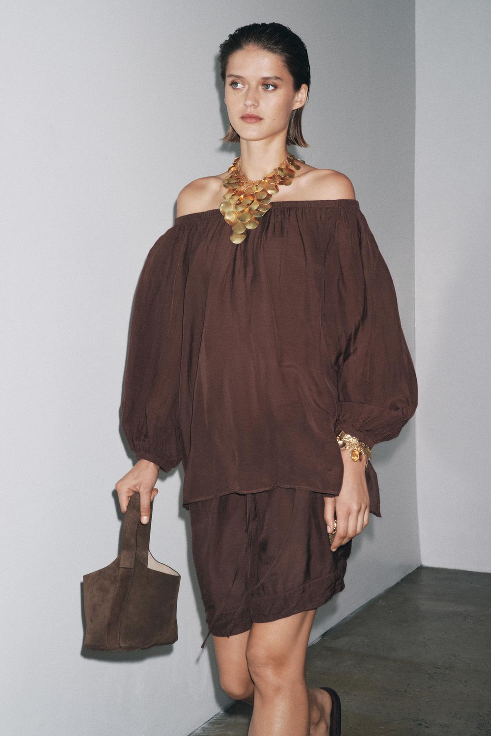 ZARA ТОП С ОТКРЫТЫМИ ПЛЕЧАМИ ZW COLLECTION, КОРИЧНЕВЫЙ