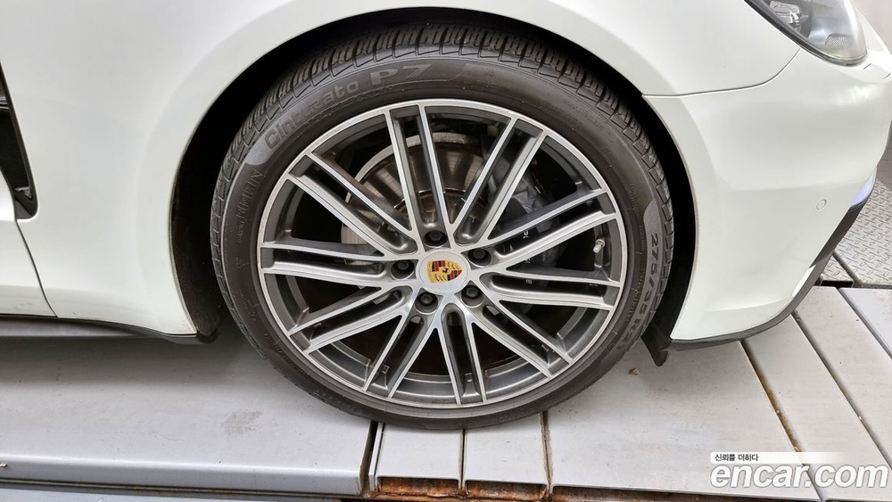 Porsche Panamera (971) 3.0 AWD (02.2020)