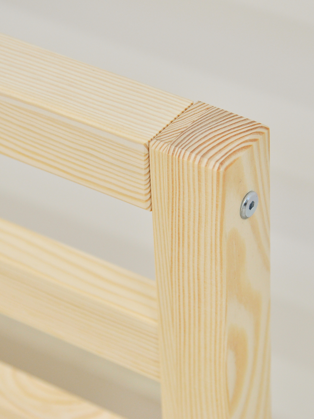 Кровать двуспальная 180x200 Тарва из сосны, c основанием