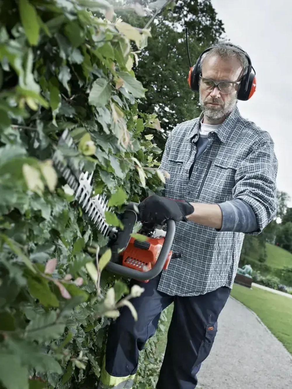 Кусторез бензиновый садовый Husqvarna 522HD60S