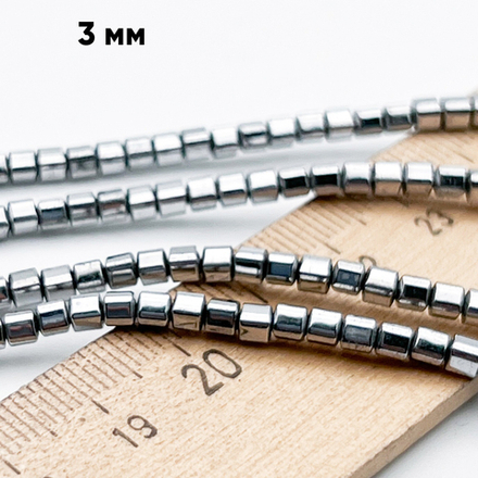 Гематит Куб бусины (имитация), цвет серебристый, размер около 3 мм, цена за отрезок 19 см (1/2 нити)
