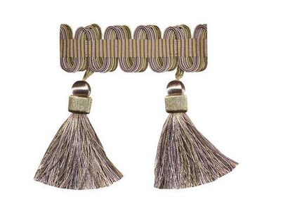 10017/43 Бахрома с шариками и кисточками