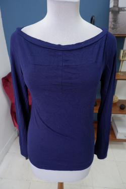 Джемпер темно-синий 48 размер