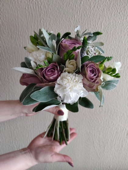 Букет невесты с розами тиара