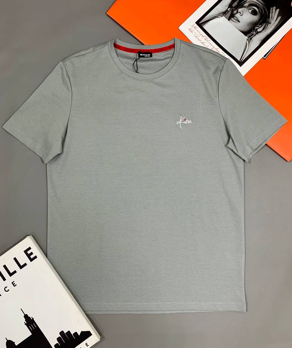 Футболка Kiton