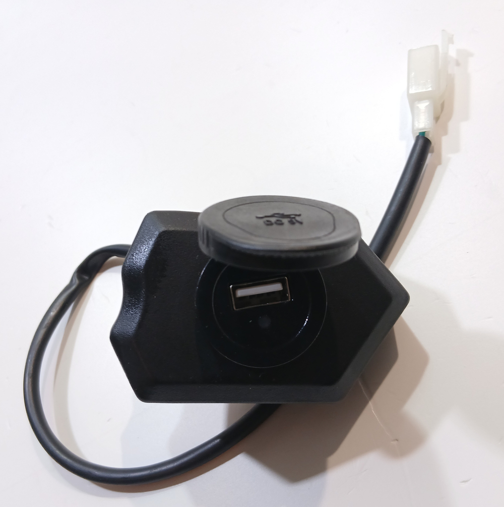 USB разъем Мотоцикл Ataki Carrera 300