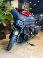 Harley-Davidson CVO Street Glide ST, 2026 "Inferno Gray"