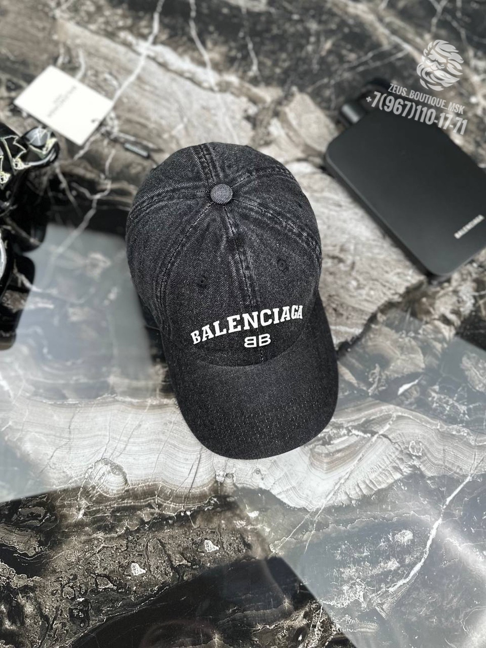 Бейсболка Balenciaga