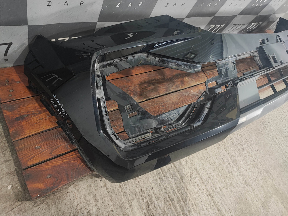 Бампер передний Geely Monjaro 21-нв Б/У Оригинал 6010173200