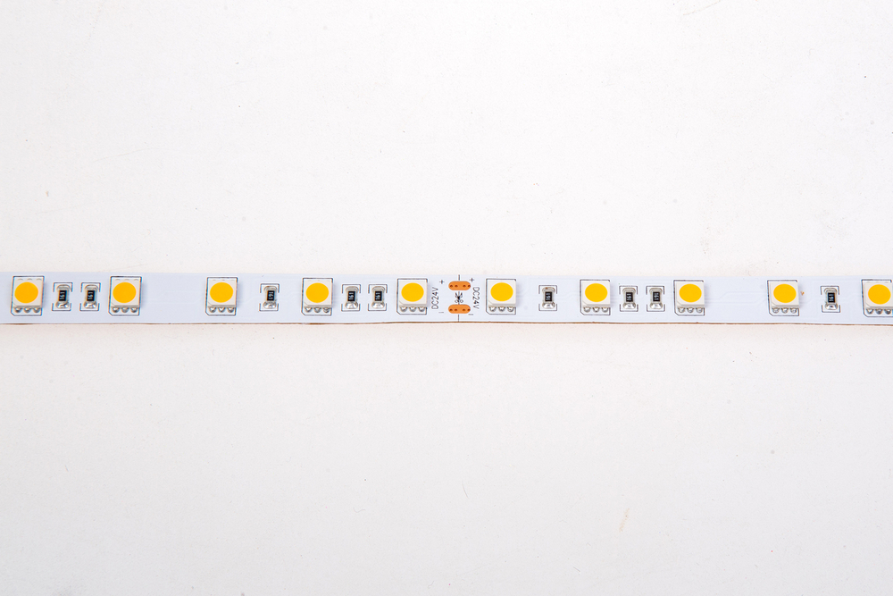 Светодиодная лента, тепло-белая, 60 д/м 3000K, 14, 4W/m, 1400 Lm/m, IP20, CRI&gt;85