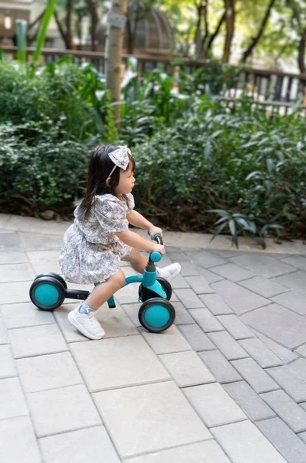 Беговел-каталка Globber Learning Bike White-Pastel Blue