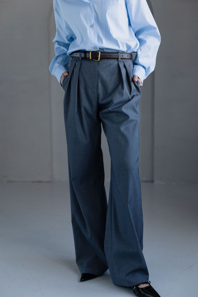 Брюки из вискозы на заниженной талии темно-серые