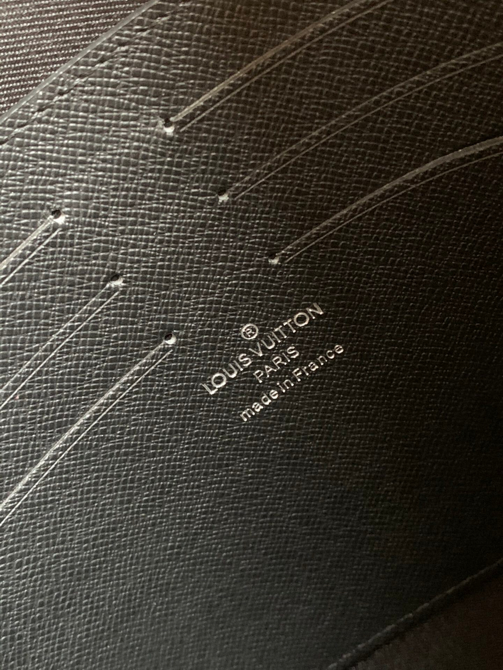Louis Vuitton Pochette Voyage MM