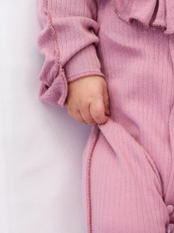 Комбинезон на выписку для новорожденного