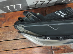 Фара правая LED Volkswagen Touareg 3 Оригинал целая 761941036B