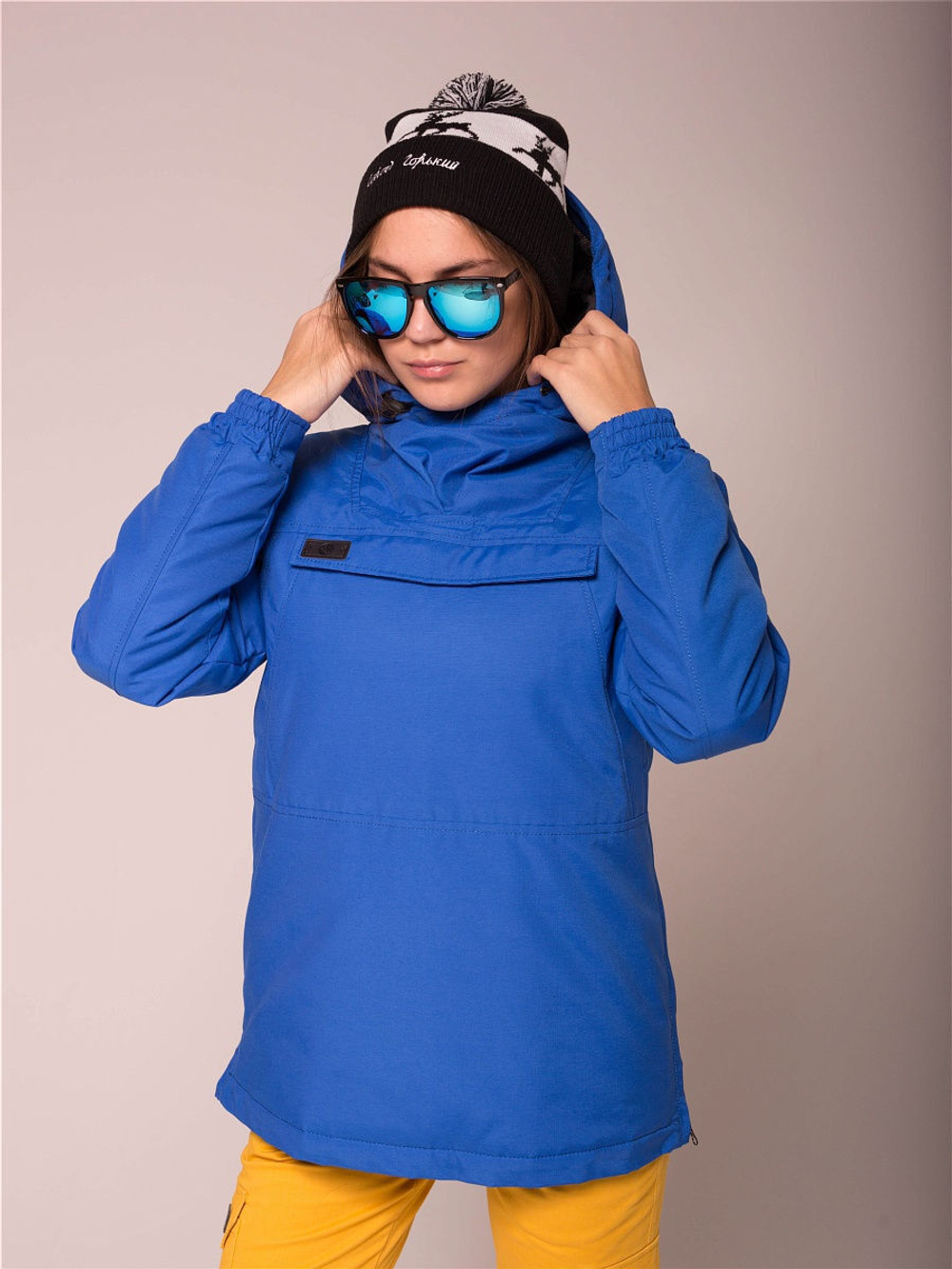 Шапка Город Горький с оленями черная