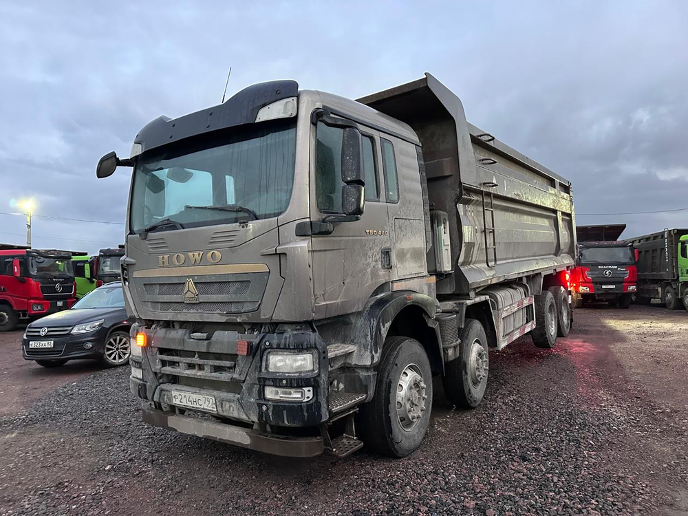 Howo T5G 8x4 Самосвал ZZ3317V386GE1 (Дизельный, 10,5 л, 440 л.с., МТ)