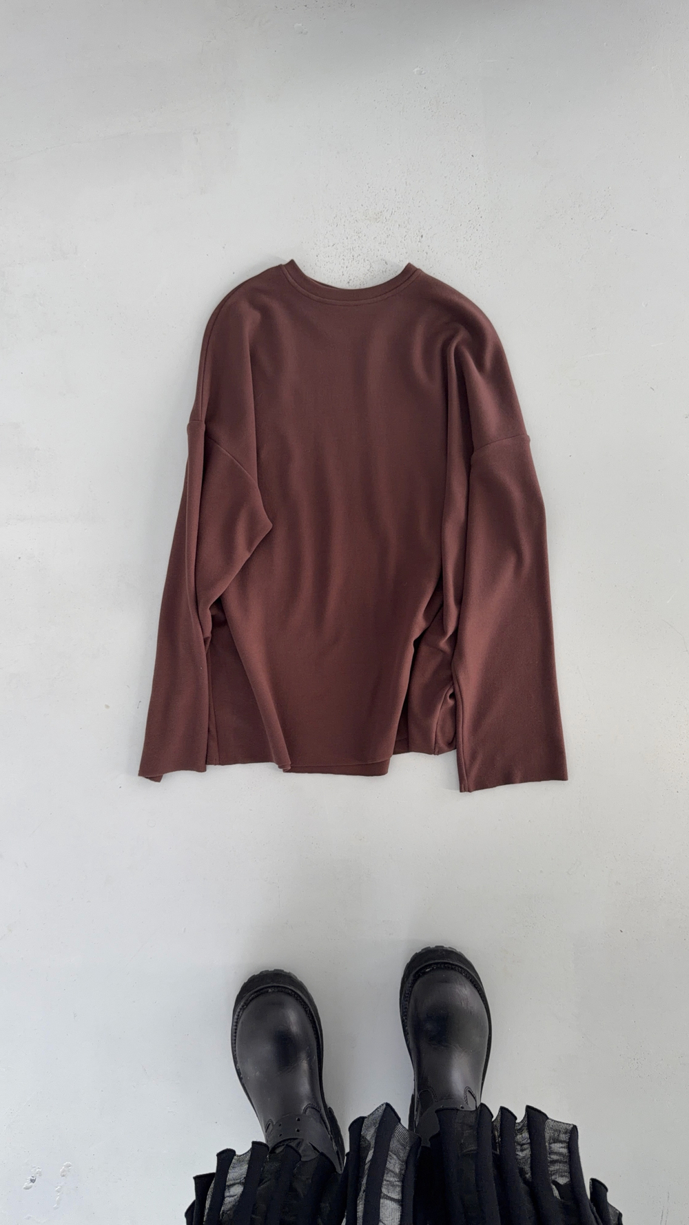 PRE-ORDER LONGLEEVE CHOCO PLUSH