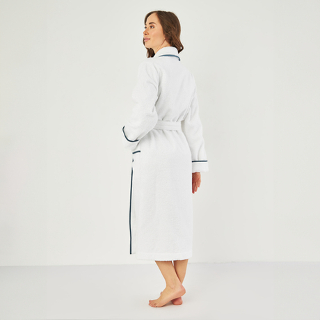 Халат махровый с шалькой Claire Batiste Atelier Roma Niveo белый с синим кантом