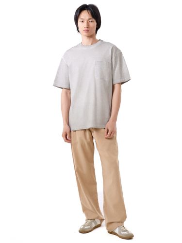 Серая футболка Senseera с карманом на груди