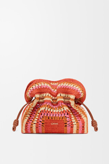 Loewe Средний клатч Flamenco из рафии и телячьей кожи, ярко-оранжевый/розовый