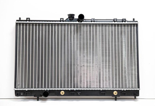 Радиатор охлаждения Mitsubishi Outlander 1