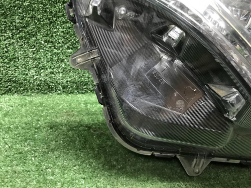 Фара левая Toyota Rav 4 CA40 (2015-2019) LED