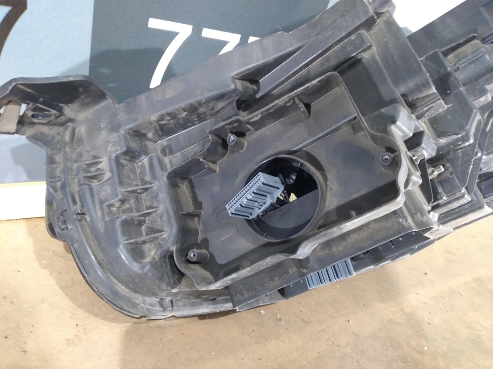 Фара правая Full LED Volvo XC90 2 Оригинал целая 31446688