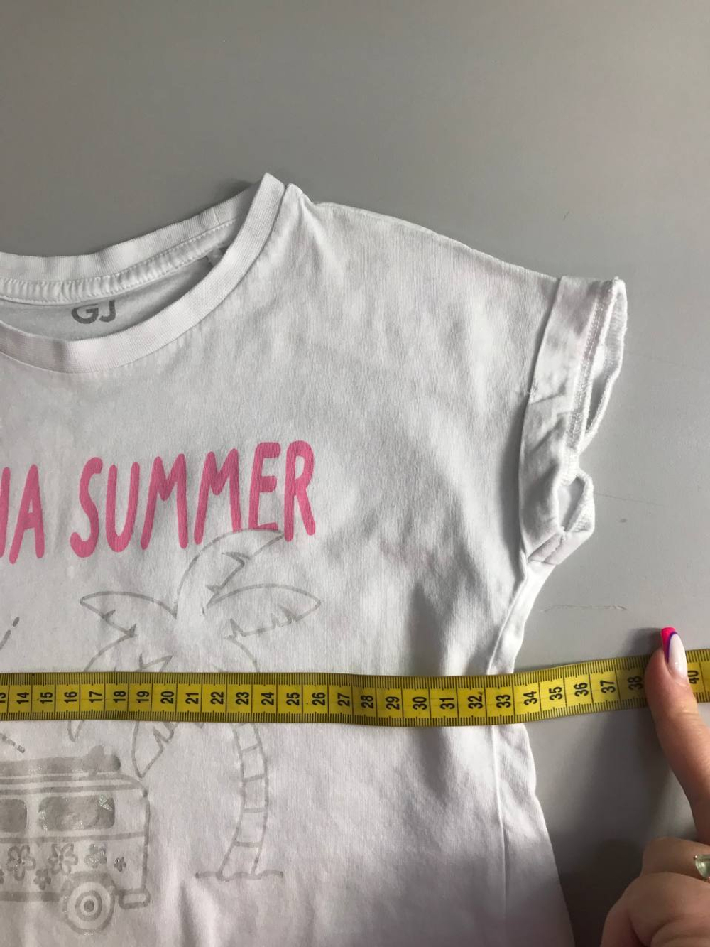 Футболка Gloria Jeans с висюльками, на 6/7 лет