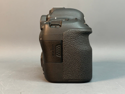 Canon EOS 6D Mark II