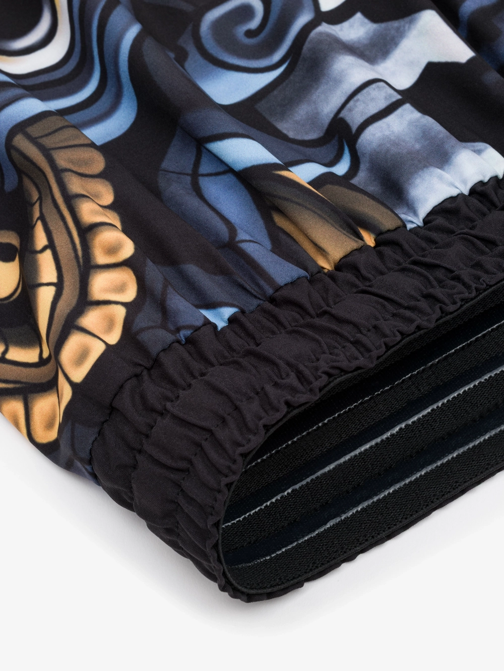 Шорты MANTO BARONG