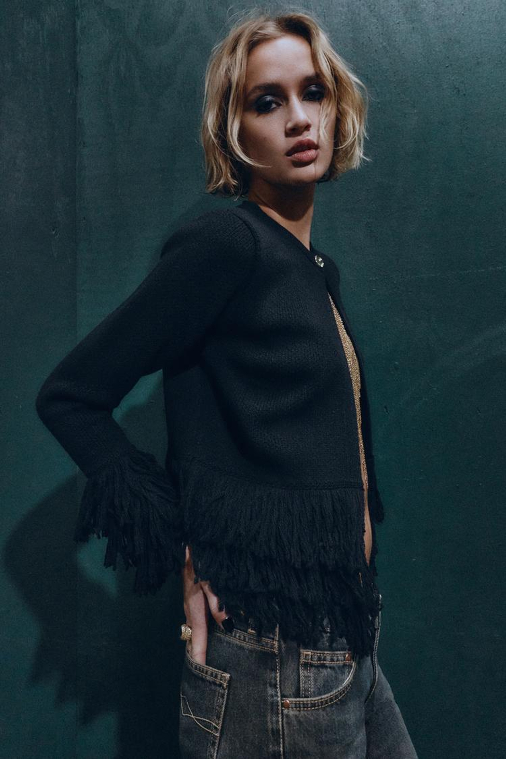 ZARA ВЯЗАНЫЙ КАРДИГАН С БАХРОМОЙ, ЧЕРНЫЙ