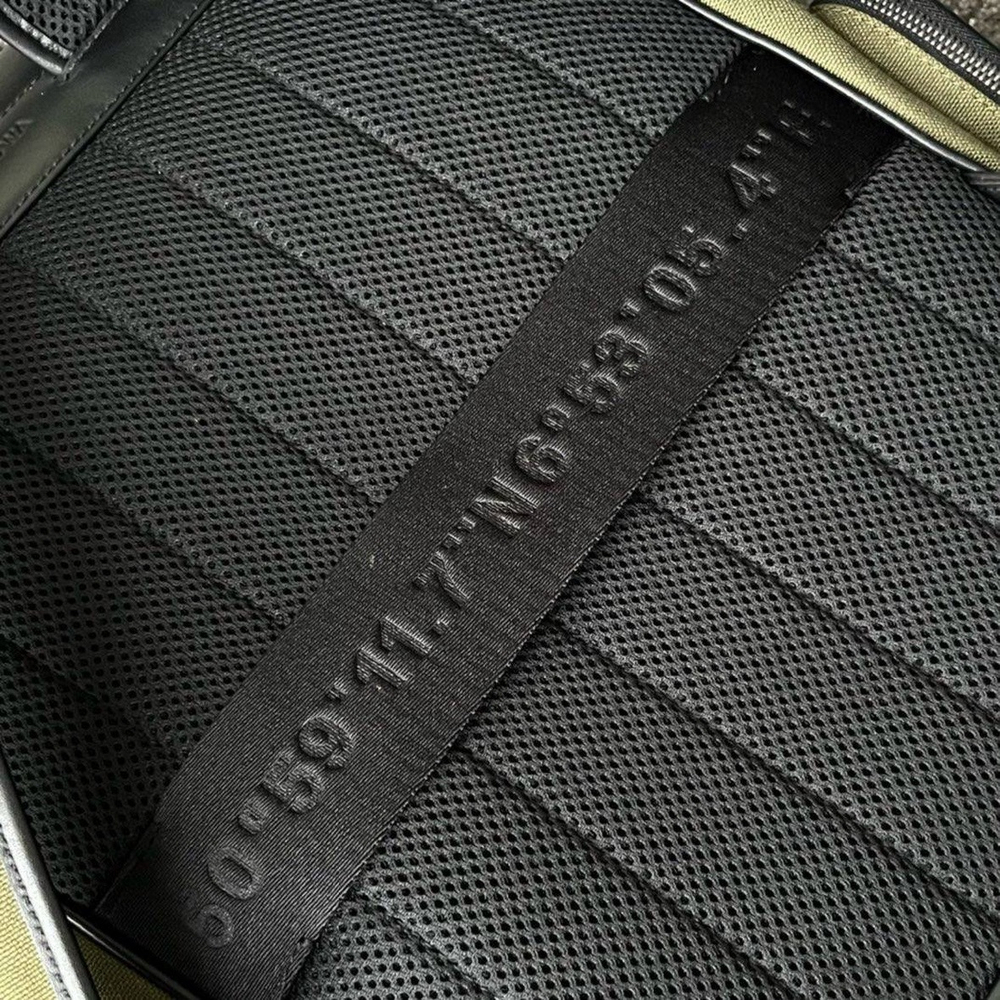 Рюкзак Rimowa