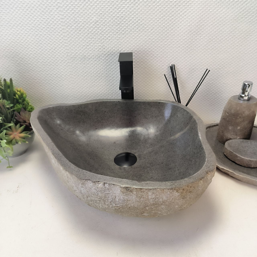 Раковина из речного камня RS-63397 (50*42*16) 0123