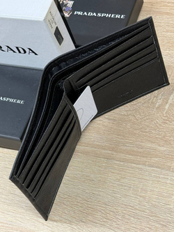 Бумажник Prada