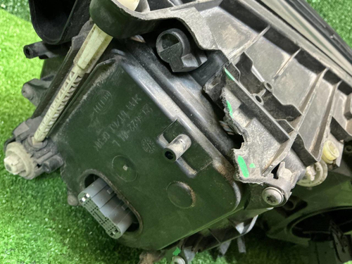 Фара левая VW Touareg 3 (2018-2023) LED