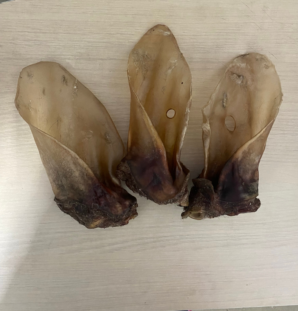 Уши говяжьи очищенные (сушеное лакомство) (цена за 100гр)