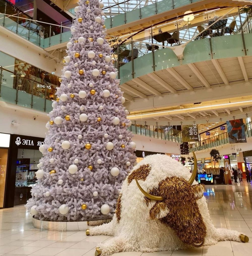 Уличная елка каркасная "Уральская белая сосна" (белая леска) 19 м