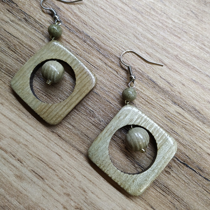 Серьги Салют, дерево, цвет бежевый, 40x50 мм