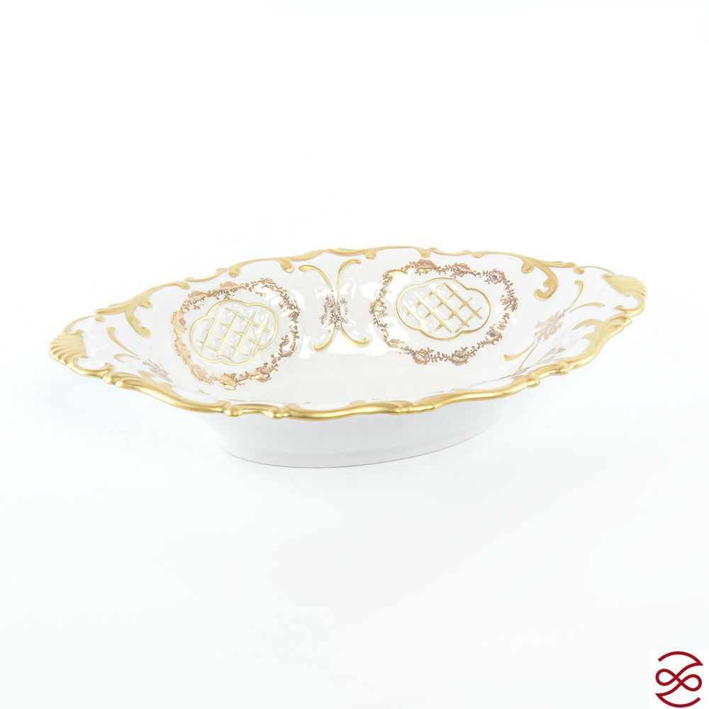 Блюдо овальное Queen's Crown 31 см