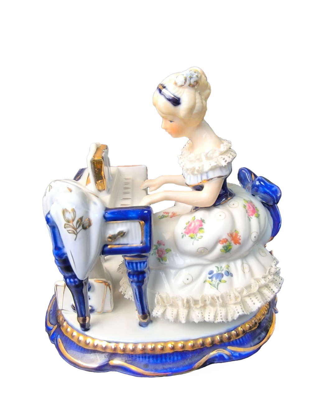 Фарфоровая статуэтка "Дама за клавесином" Thun