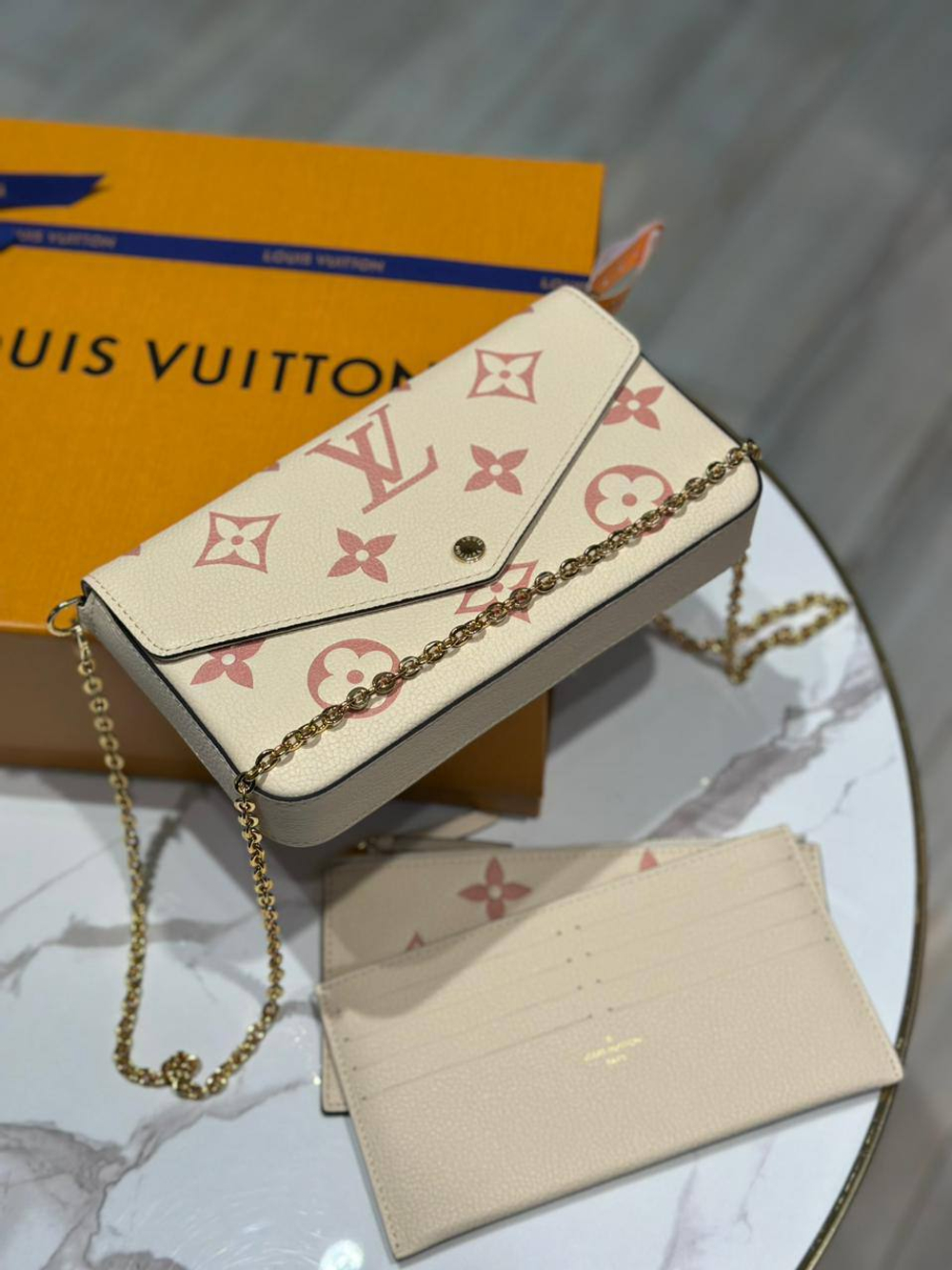 Сумка Louis Vuitton