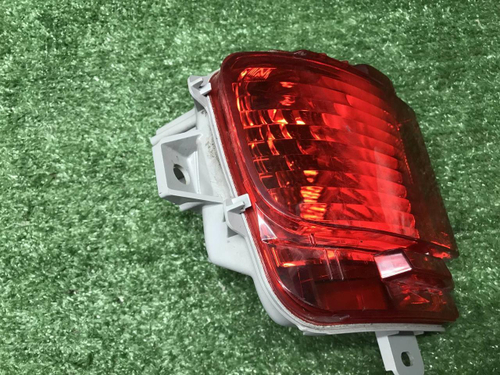 ПТФ левый Toyota Land Cruiser 200 (2015-2021)