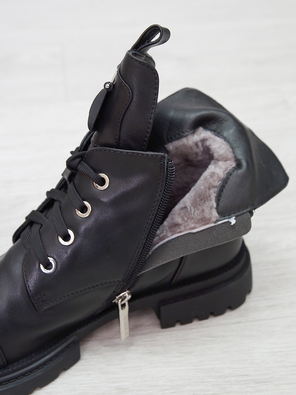 Ботинки женские зимние