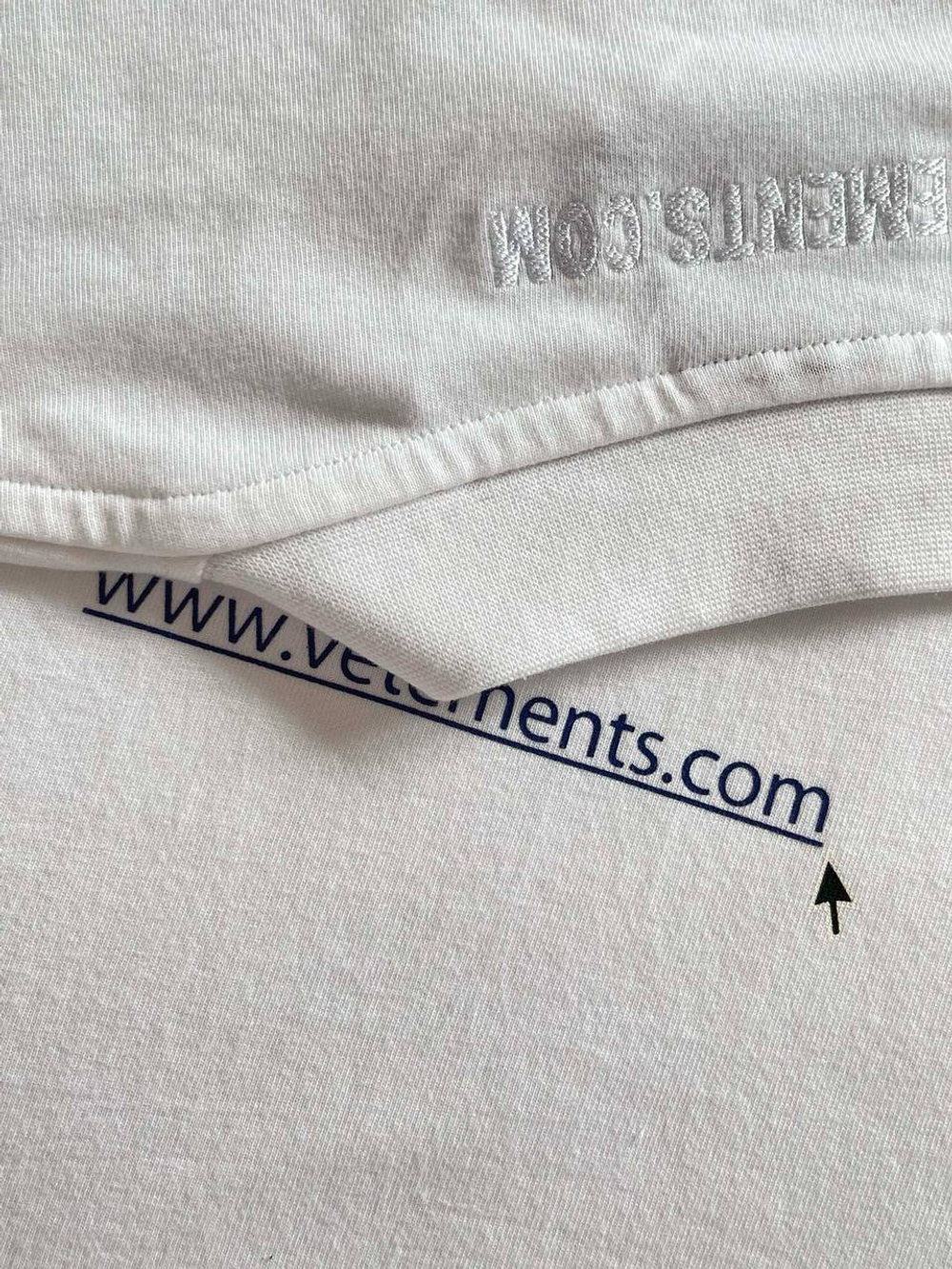 Футболка Vetements