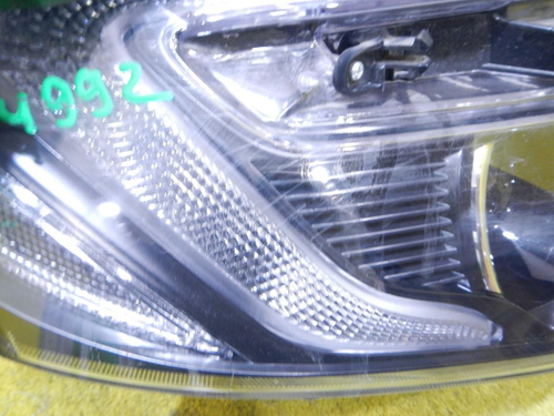 Фара правая Honda Pilot 3 (2015-2018) LED