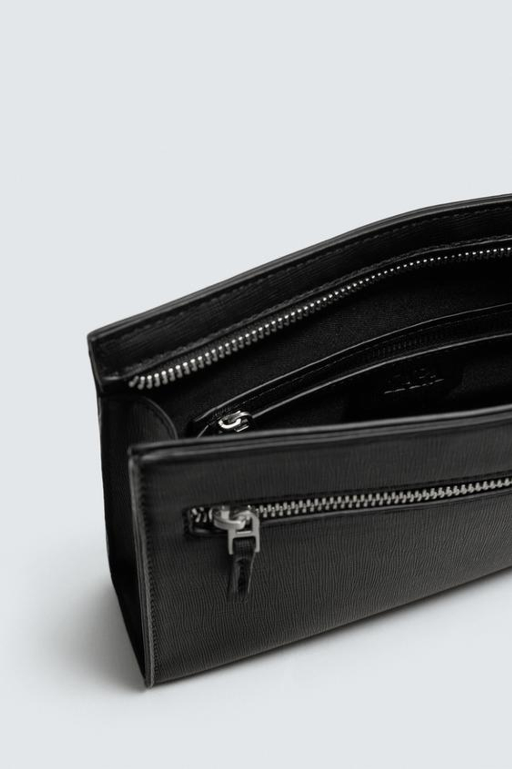 ZARA КЛАТЧ С ТЕКСТУРОЙ, ЧЕРНЫЙ