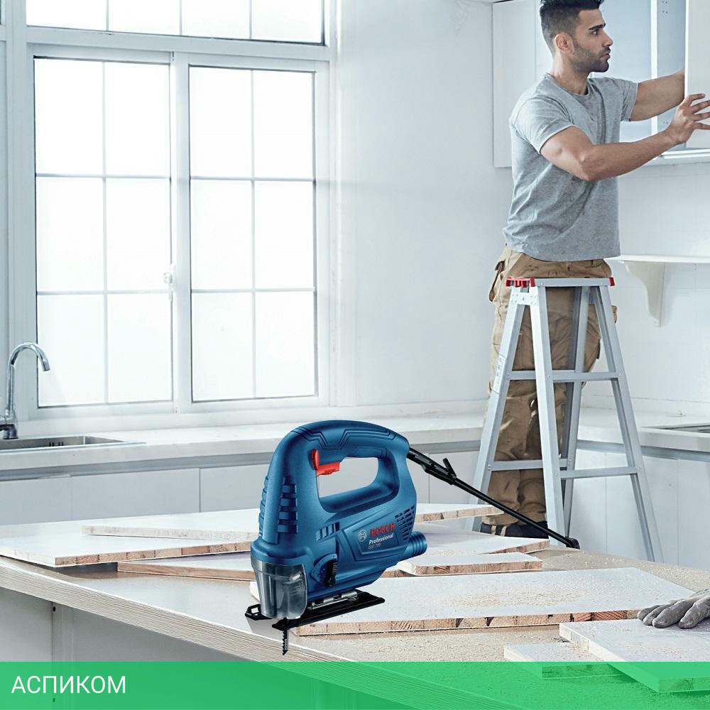 Электролобзик Bosch GST 700 Professional (06012A7020)