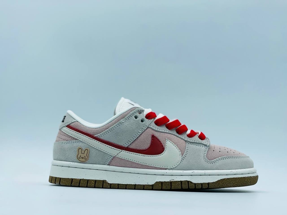 Кроссовки женские Nike Dunk Low Year of the Rabbit Release Details