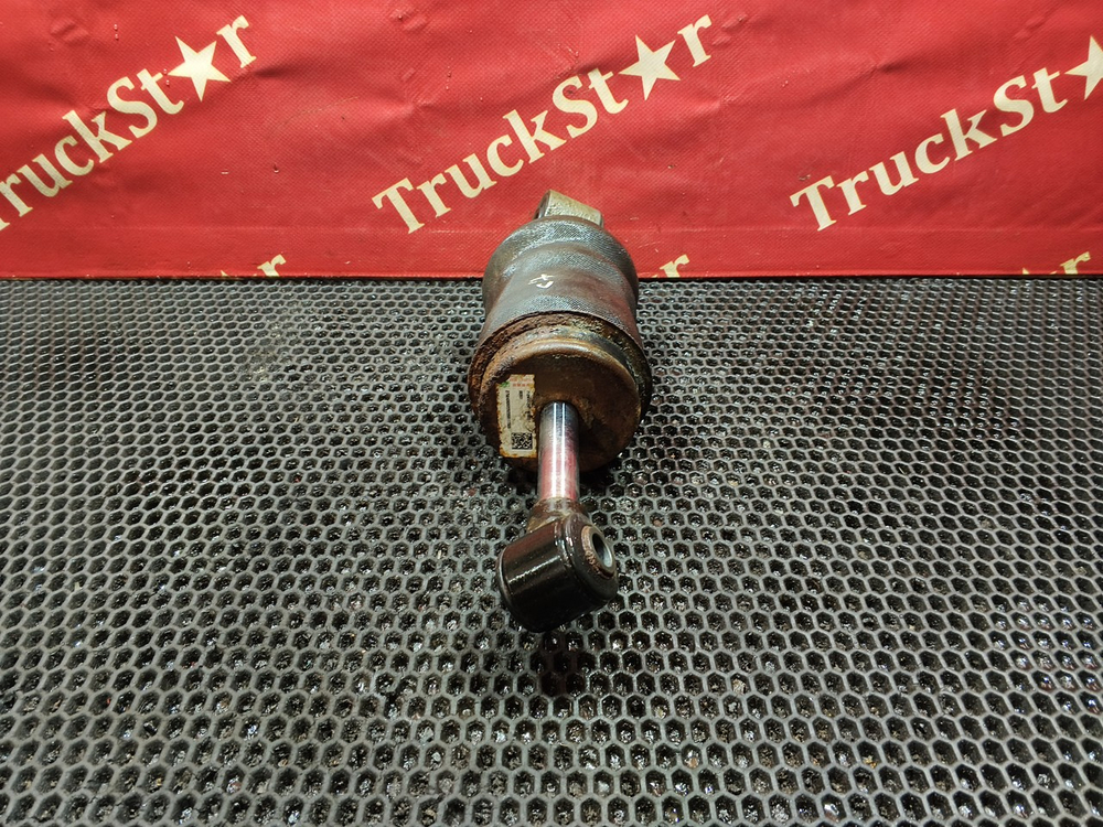 Амортизатор кабины задний 2022г